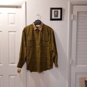 Orvis Olive Green Plaid Casual Button Down Shirt